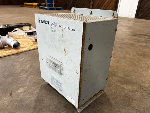 La Marche Marche #A46-30-24V-A1-12L-18680, automatic trickle charger, (12) Lead Cells, 16/30 Amps, 120 VAC - Image 2