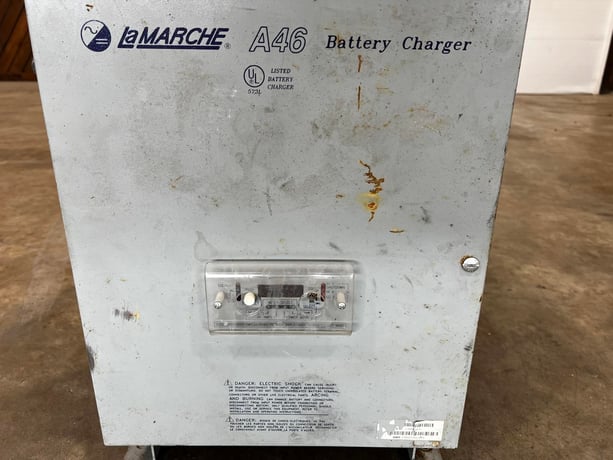 La Marche Marche #A46-30-24V-A1-12L-18680, automatic trickle charger, (12) Lead Cells, 16/30 Amps, 120 VAC - Image 4