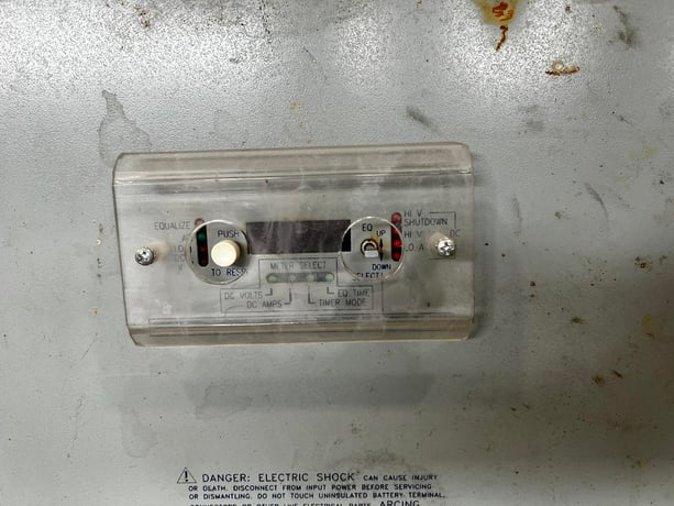 La Marche Marche #A46-30-24V-A1-12L-18680, automatic trickle charger, (12) Lead Cells, 16/30 Amps, 120 VAC - Image 5
