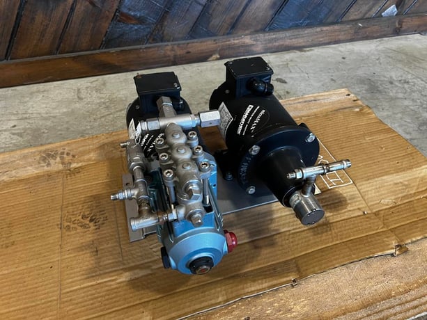 Caterpillar #25F05SEEL, Pump Set, for DPF Injection, 3 phase, 4-pole, 230/460 V - Image 5