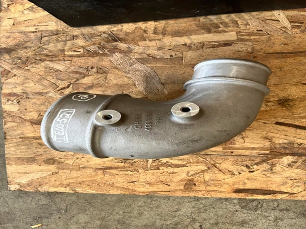 Cummins, Charge Air Connection for QSK19, Elbow - Image 1