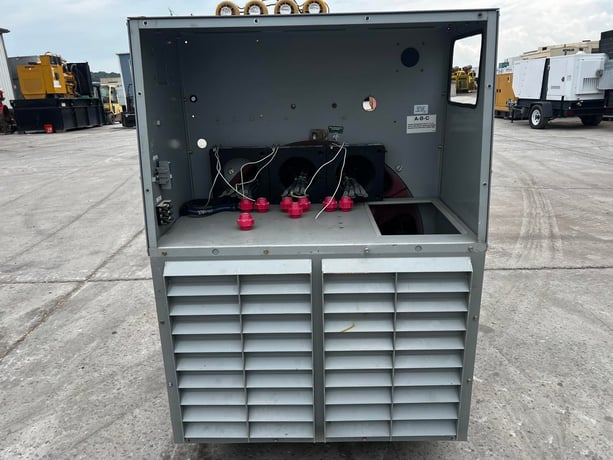 2200 KW, 1800 RPM, MTU #2000RXC6DT2, Generator End, sound attenuated enclosure 00, 3 phase, 4-wire, 2500 kVA - Image 3