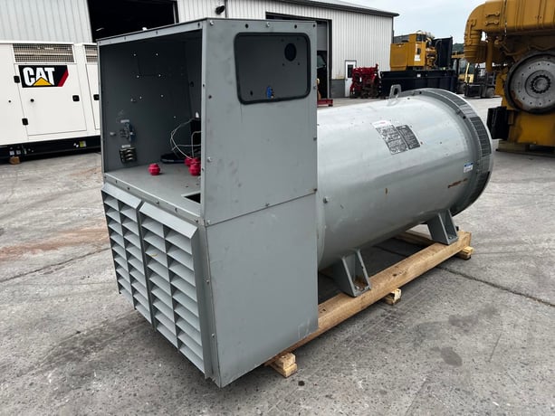2200 KW, 1800 RPM, MTU #2000RXC6DT2, Generator End, sound attenuated enclosure 00, 3 phase, 4-wire, 2500 kVA - Image 4