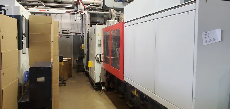 350 Ton, 50.8 oz., Ferromatik Milacron #K-TEC350, horizontal injection molding machine, 80mm screw, 2013 - Image 3