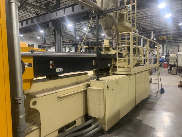 650 Ton, 290 oz., Husky #H650-RS135/135, horizontal injection molding machine, 135mm screw, 2012 - Image 10