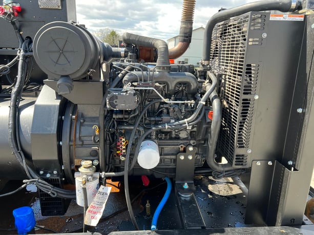 30 KW Generac #0059261, diesel generator set, 120/240 Volts, 1-phase, 195 hours, 49 HP @ 1800 RPM - Image 10