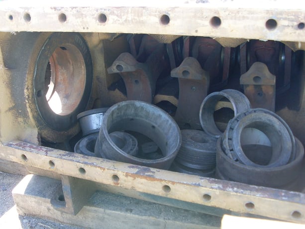 258 GPM @ 1205 psi, Bethlehem #B-200-L, Pump, disassembled power end, 23" centers, 3.25" plungers, 200 HP - Image 3