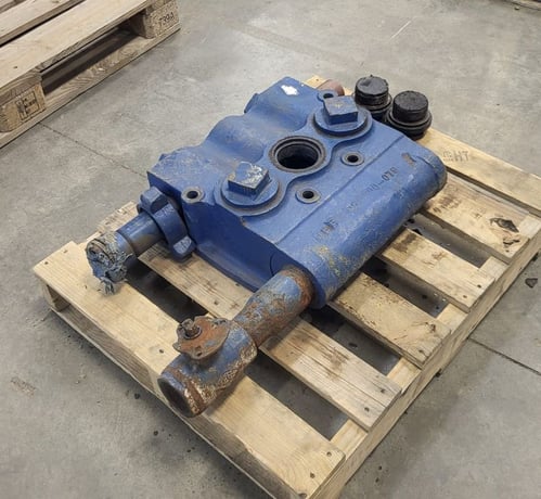 Fluid End Only, 2.5" suction, 2" discharge - Image 1