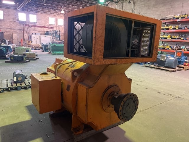 1000 HP 900 RPM Reliance, Frame 8745AT, DPFVBB, 500 VA, 240 VF - Image 2