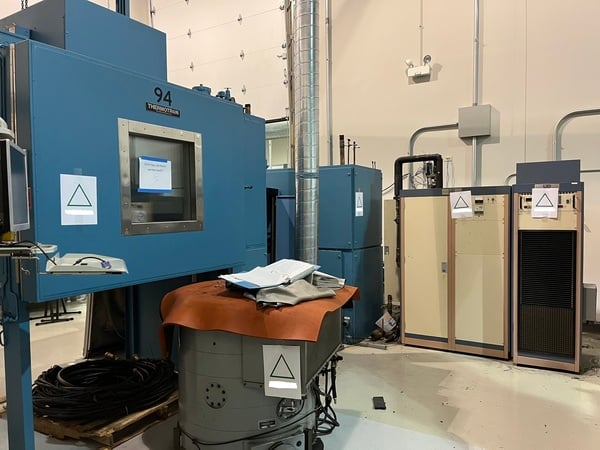 13 KIP Unholtz Dickie #T1000, Vibration System with Thermotron Agree Chamber - Image 3