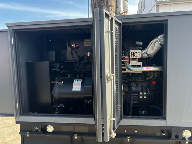 50 KW Generac #SD0050AG163, diesel generator set, 120/240 Volts, 1-phase, 174 hours, 85 HP @ 1800 RPM, D3400T - Image 6