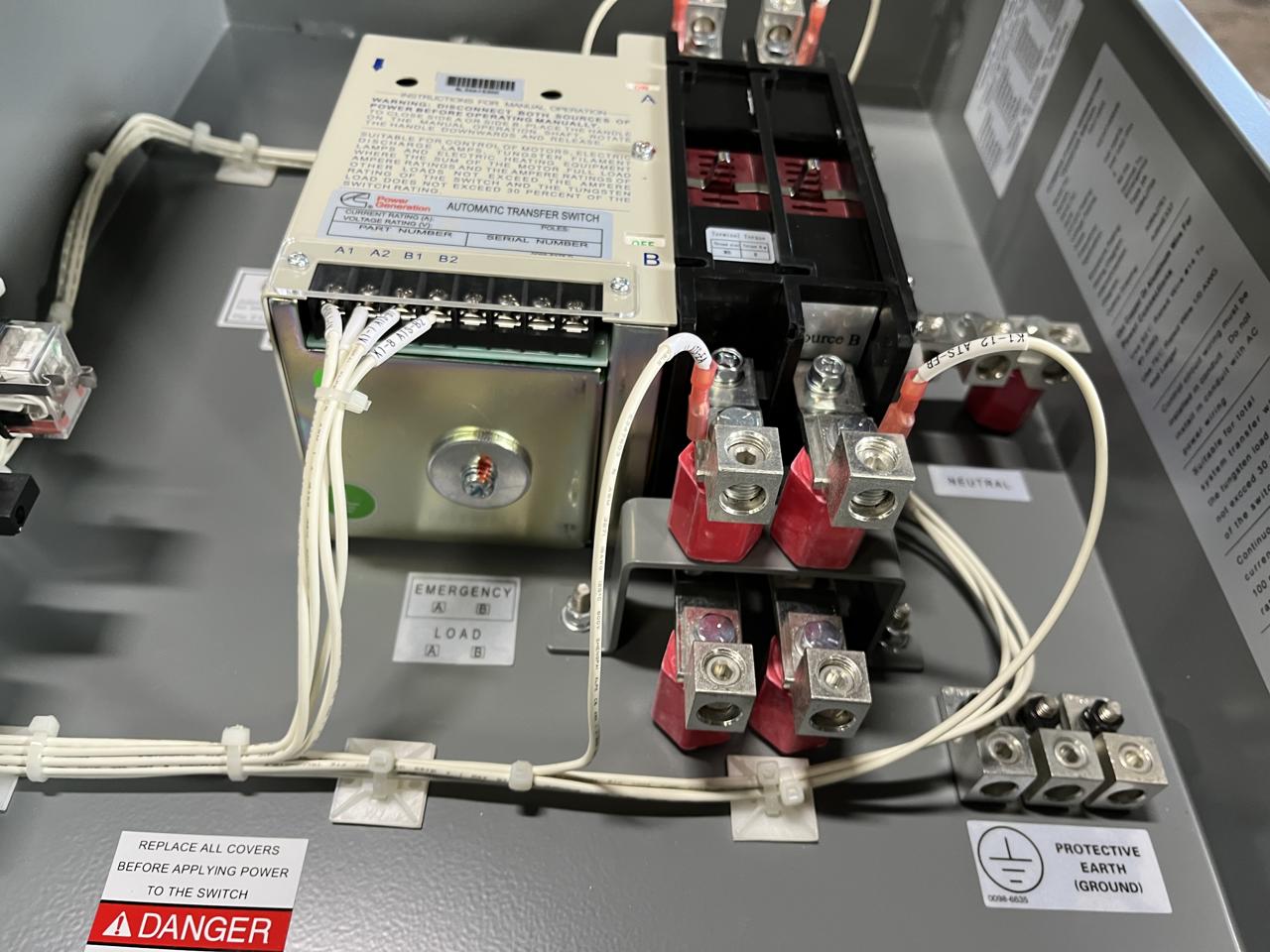 100 Amp. Cummins #RA112N3, 240 Volts, 1-phase, 2-poles wires, 2021 - Image 9
