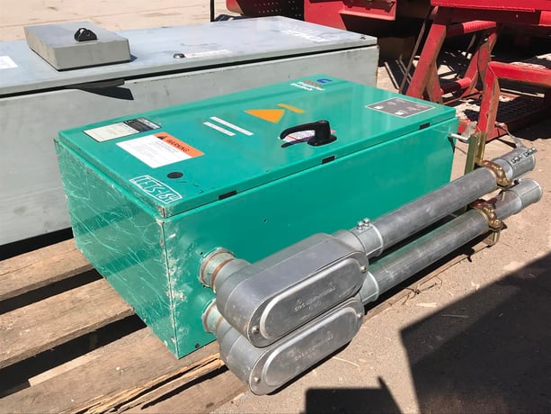 150 Amp. Cummins, Onan LT-150, automatic transfer switch, 480 Volts, 3-phase, 3-poles, 2001 - Image 1