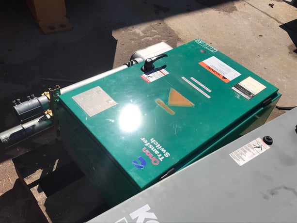 150 Amp. Cummins, Onan LT-150, automatic transfer switch, 480 Volts, 3-phase, 3-poles, 2001 - Image 3