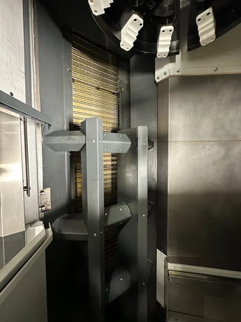 Haas #ST-40, CNC lathe, 34.5" swing, 15" chuck, 4" bar, 25.5" dia., 44" lgth, 40 HP, 2400 RPM, 2021 - Image 5