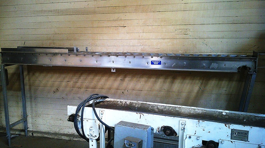 12" wide x 10' long, Roller conveyor, Stainless steel frame, 2" rollers - Image 2