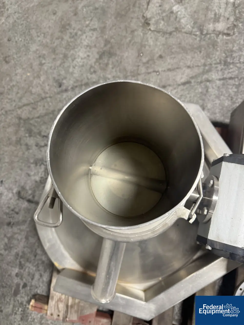 Stainless Steel Drum Inverter, with mounting flange, pneumatic operation with controls - Image 8