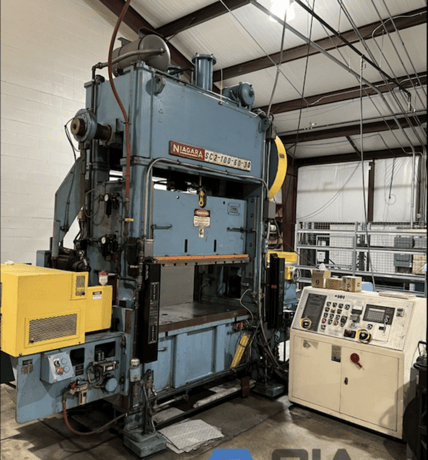 100 Ton, Niagara #SC2-100-60-30, straight side double crank, 4" stroke, 20" Shut Height, 60" x30" bed, 75-130 - Image 1