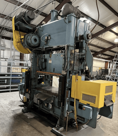100 Ton, Niagara #SC2-100-60-30, straight side double crank, 4" stroke, 20" Shut Height, 60" x30" bed, 75-130 - Image 5
