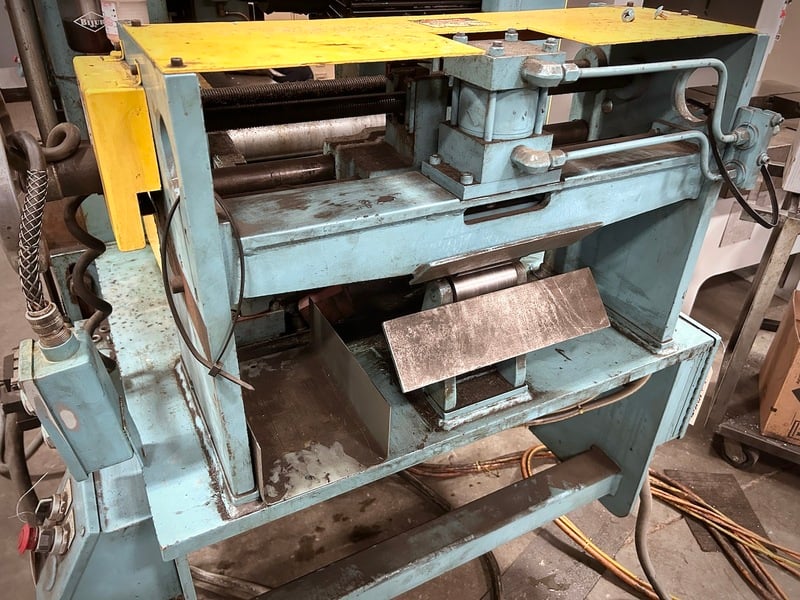16" x .06" Perfecto #300-16, servo feed, 3" roll diameter,press mount,feed rolls w/chrome blast finish, 1993 - Image 8
