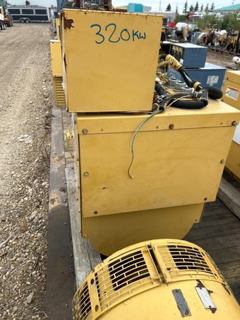 320 KW, 1800 RPM, Caterpillar #3406, Generator End, 3 phase, 480 V - Image 4