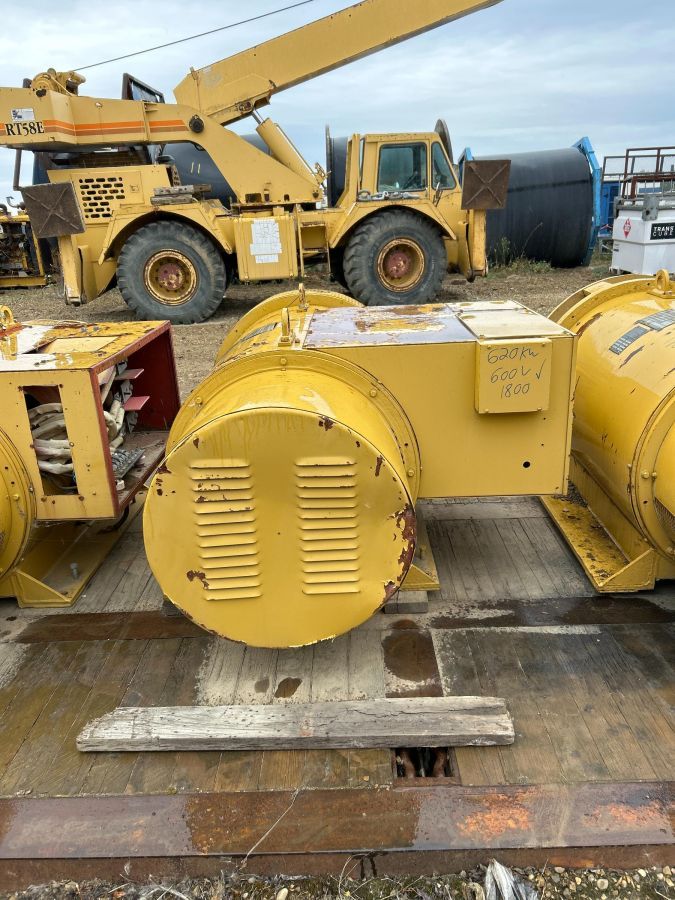 620 KW, 1800 RPM, Kato #620-480361111, Generator End, 3 phase, 775 kVA, 347/600 V - Image 4