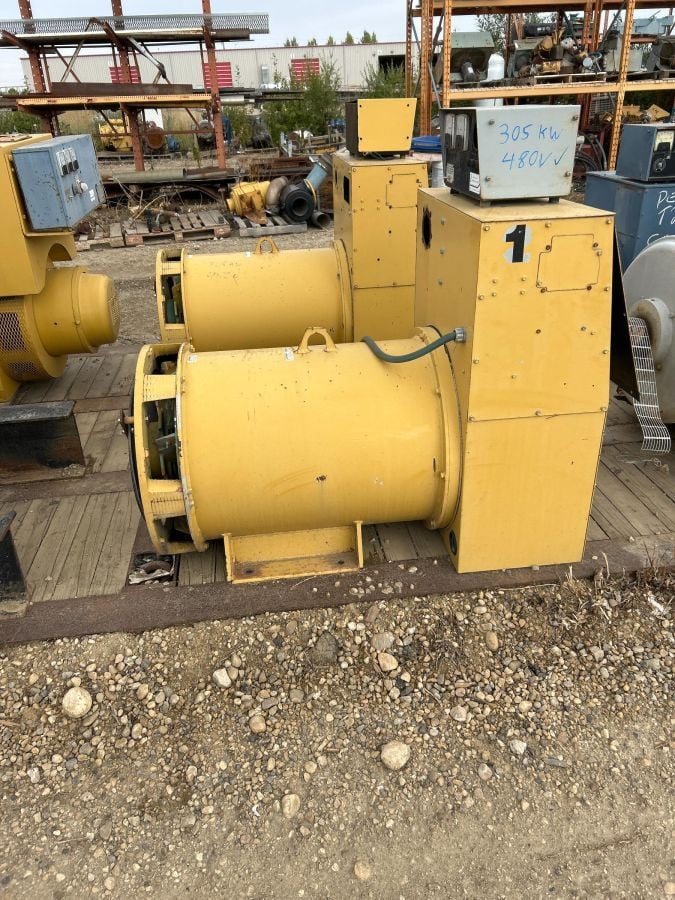 305 KW, 1800 RPM, Marathon #433RSL4019, Generator End, 3 phase, 381 kVA, 277/480 V - Image 1