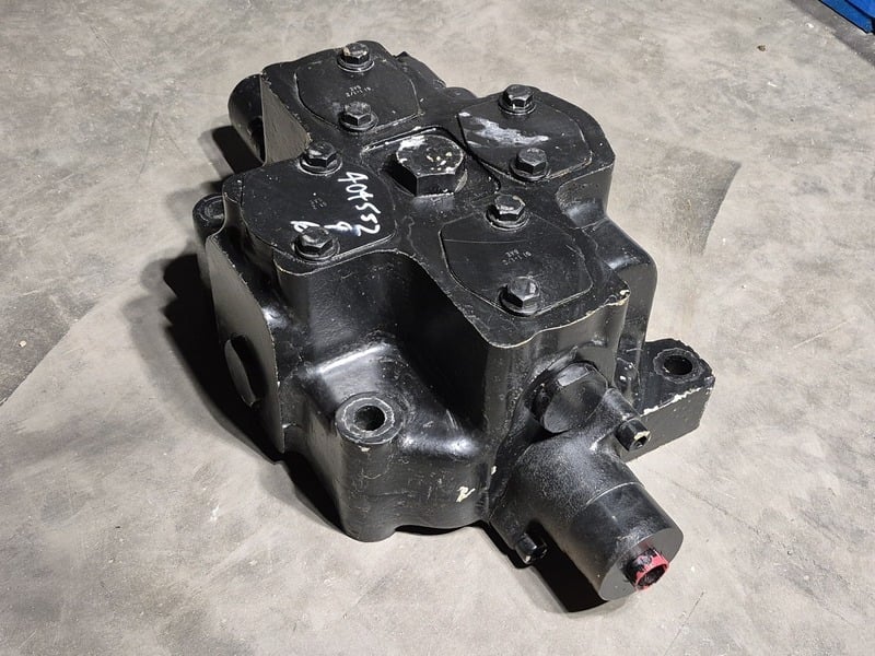 Letourneeau #R4219181, control valve, reman - Image 9