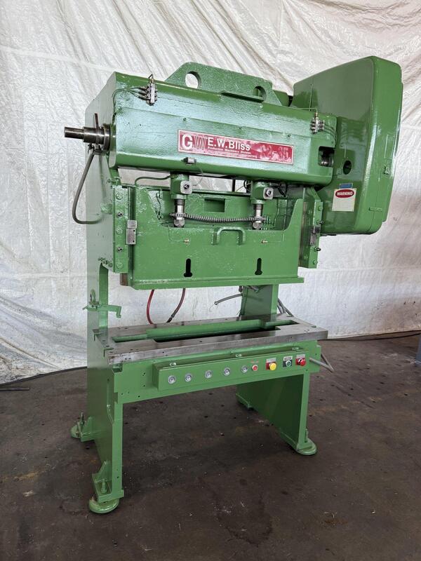 35 Ton, Bliss #C2-35, gap frame press, 2" stroke, 18" x550" bed, 12" x42" ram/slide area, air clutch & brake - Image 3
