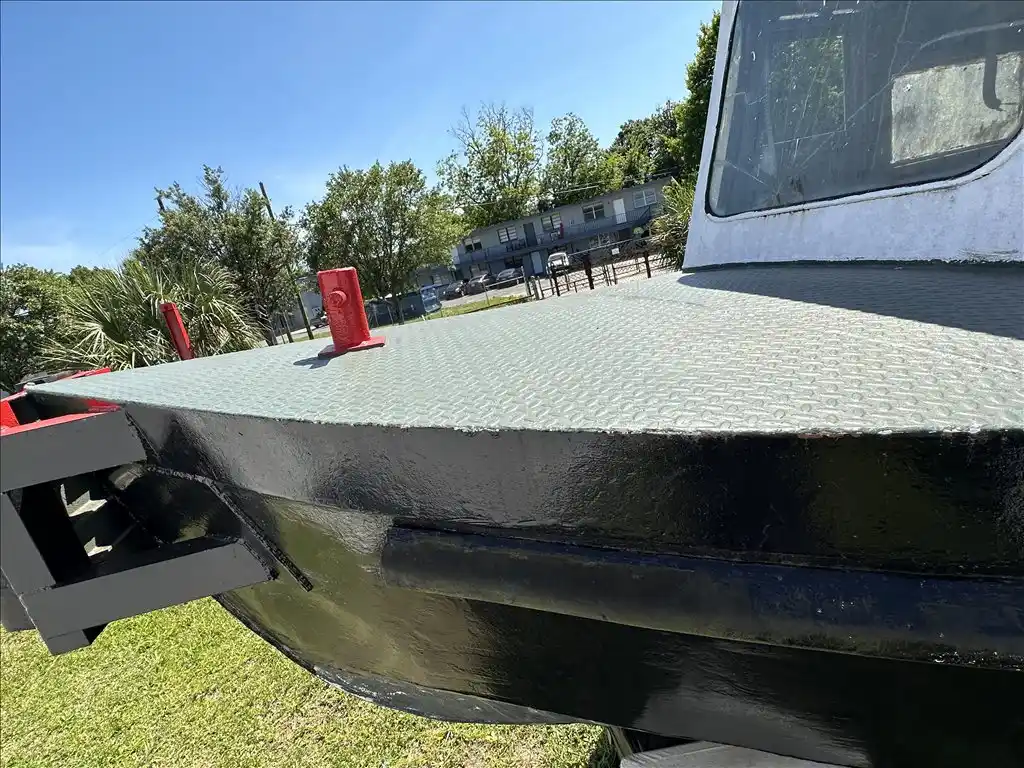 Workboat, single screw, Perkins Range 4 engine, steel hull, prop removed - Image 6