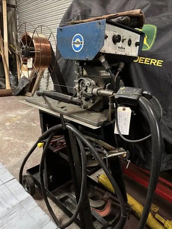 200 Amps, Miller #SCP-200C, DC arc welder with Millermatic S-52E wire feeder cart - Image 5