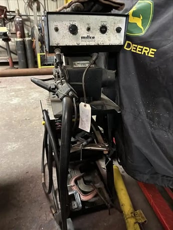200 Amps, Miller #SCP-200C, DC arc welder with Millermatic S-52E wire feeder cart - Image 6