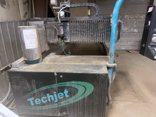 Techni #TJ1500X2, waterjet cutting system, 4' x 8', operators pendant control, 50 HP, 2-Axis, 2010 - Image 5