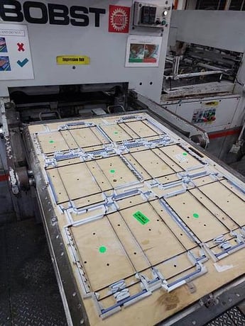 Bobst #Novacut-106E, die cutter, dual purpose for cardboard & plastics, motorized adjustment, 2010 - Image 4