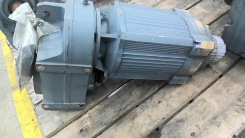4500 RPM in, Sew #FH57BCM-112S/BR/TF/VR/AS1H/SB50, 423 RPM out, 10.64:1 ratio, brake gear redcuer - Image 8