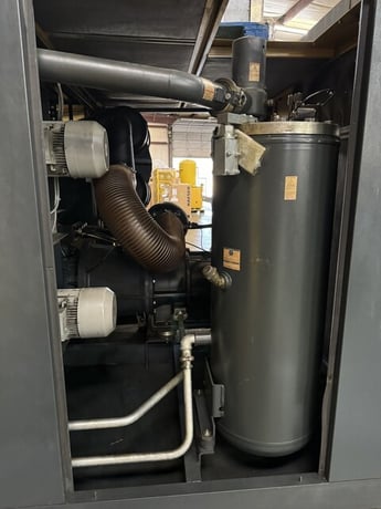 1293 cfm, 125 psig, Kaeser #SFC250, rotary screw air compressor w/ VFD, 335 HP, 1800 RPM, Siemens Sinamics - Image 6
