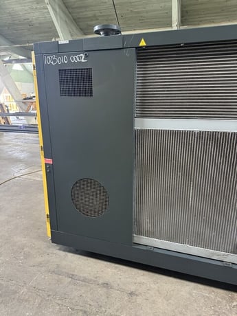 563 cfm, 110 psig, Kaeser #DSD-100, rotary screw air compressor, 200 HP @ 563 RPM, 460 V., Sigma Control, 2002 - Image 8