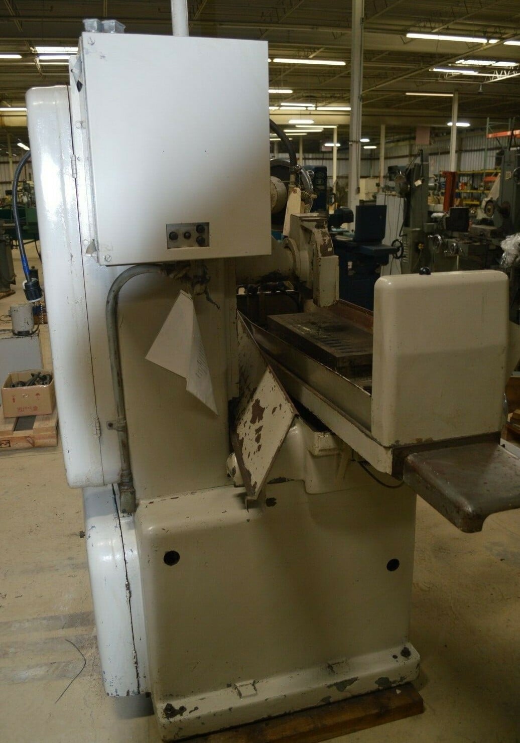 12" x 30" Gallmeyer & Livingston #480, surface grinder, 14" x 1-1/2" x 5" wheel, 1750 RPM, 17-1/8" throat - Image 9