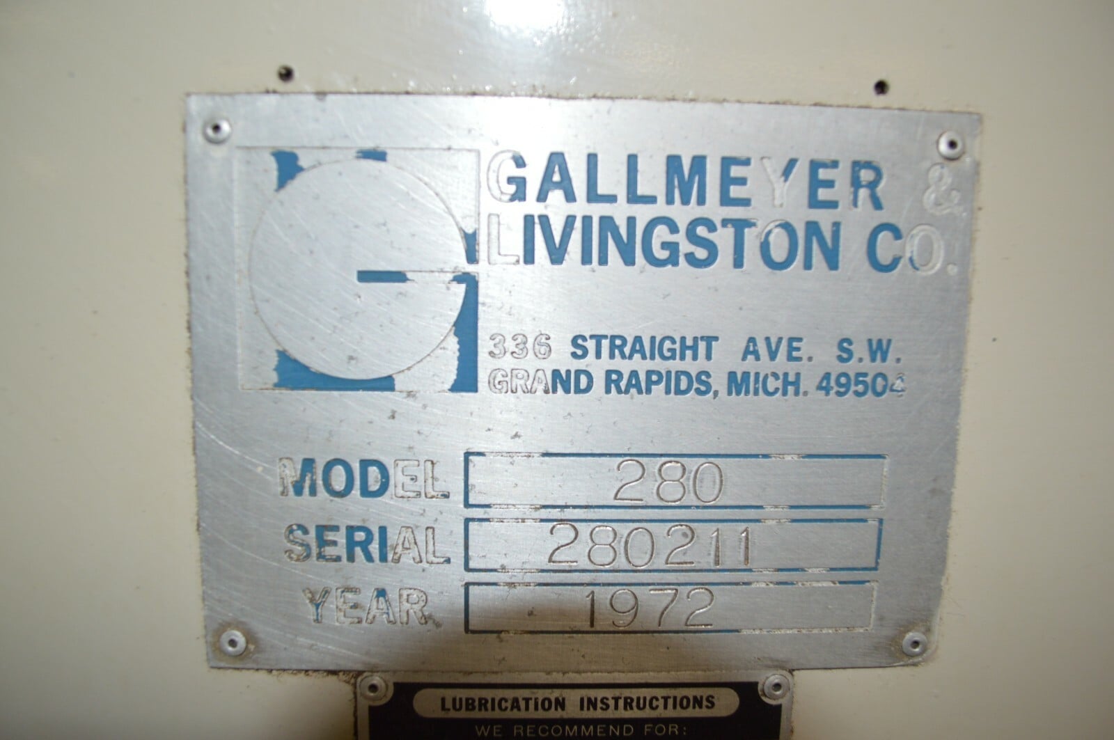12" x 30" Gallmeyer & Livingston #480, surface grinder, 14" x 1-1/2" x 5" wheel, 1750 RPM, 17-1/8" throat - Image 10