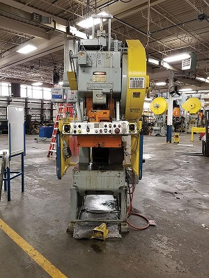 45 Ton, Minster #5 DieMatic, OBI flywheel press, 4" stroke, 15-3/4" Shut Height, 3" adjustable, air clutch - Image 3