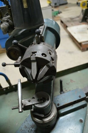 13/16" to 1/4" Rush #132A, semi automatic drill grinder, 14" drill length, pneu 6-jaw chuck, 280 V., 5 HP - Image 3