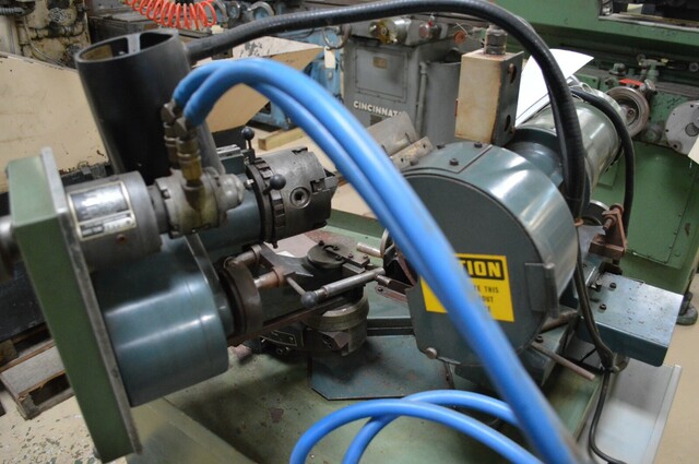 13/16" to 1/4" Rush #132A, semi automatic drill grinder, 14" drill length, pneu 6-jaw chuck, 280 V., 5 HP - Image 7