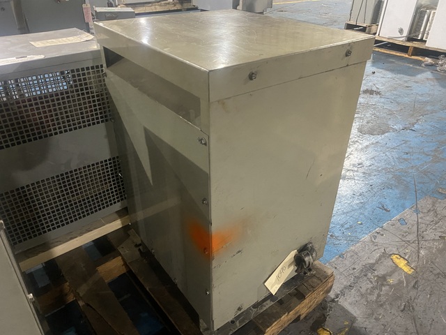 15 KVA 480 Primary, 208Y/120 Secondary, General Electric 9T23B3871 transformer - Image 2