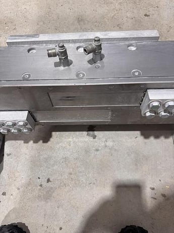 Pneumatic 2 finger gripper, Schunk PFH 200 (4 available) - Image 4
