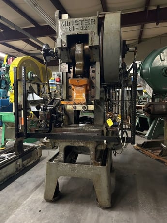 32 Ton, Minster #B1-32 Fixed Base, 1.5" stroke, 8.25" Shut Height, S/N 12821, STK# 1591 - Image 1
