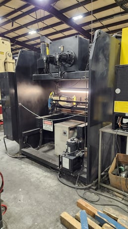 72 Ton, Toyokoki #HYB-60-20, CNC hydraulic press brake, 6.7'OA, 66.3" between housing, 5.9" stroke - Image 5