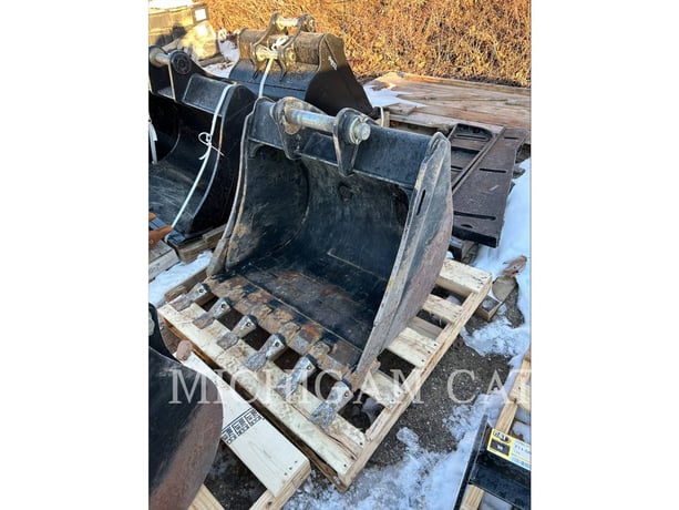 Caterpillar Work Tools (Non-Serialized) BHL 36" HDBKT, Bucket, S/N: BN171004082, 2017 - Image 2
