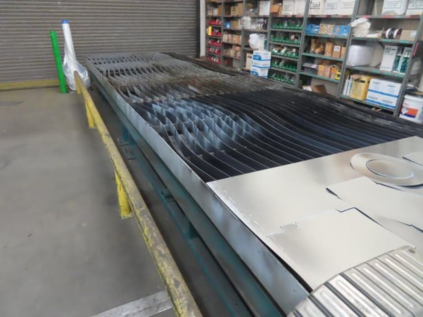 Lockformer #Vulcan-2900, plasma burn table, 10' x5'tbl., Hypertherm Powermax 85 power supply, 1998 - Image 3