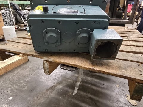 2.4 HP PIV, A12-Q, variable speed drive, 1015 RPM - Image 4