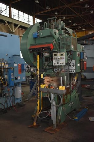 45 Ton, Minster #5, OBI flywheel press, vari-speed, 5.7" ton air cushion w/2" stroke, #30599 - Image 4